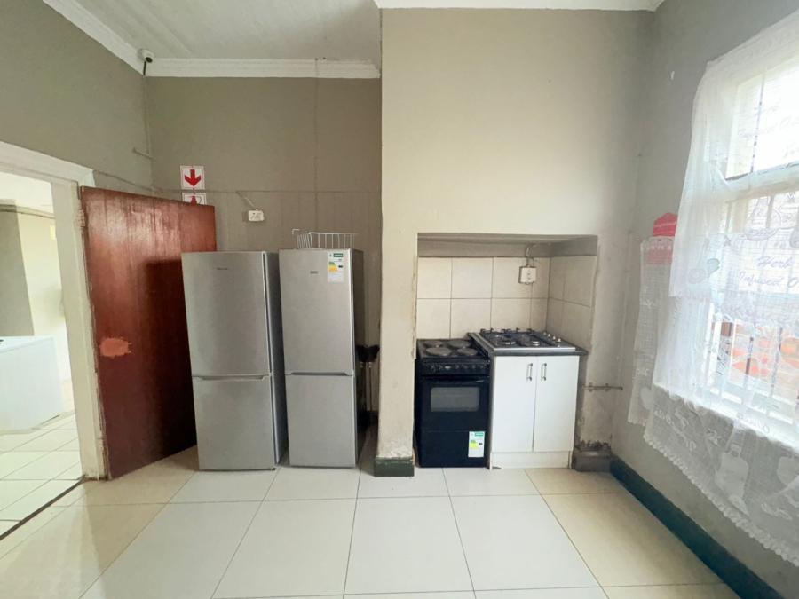 10 Bedroom Property for Sale in Quigney Eastern Cape